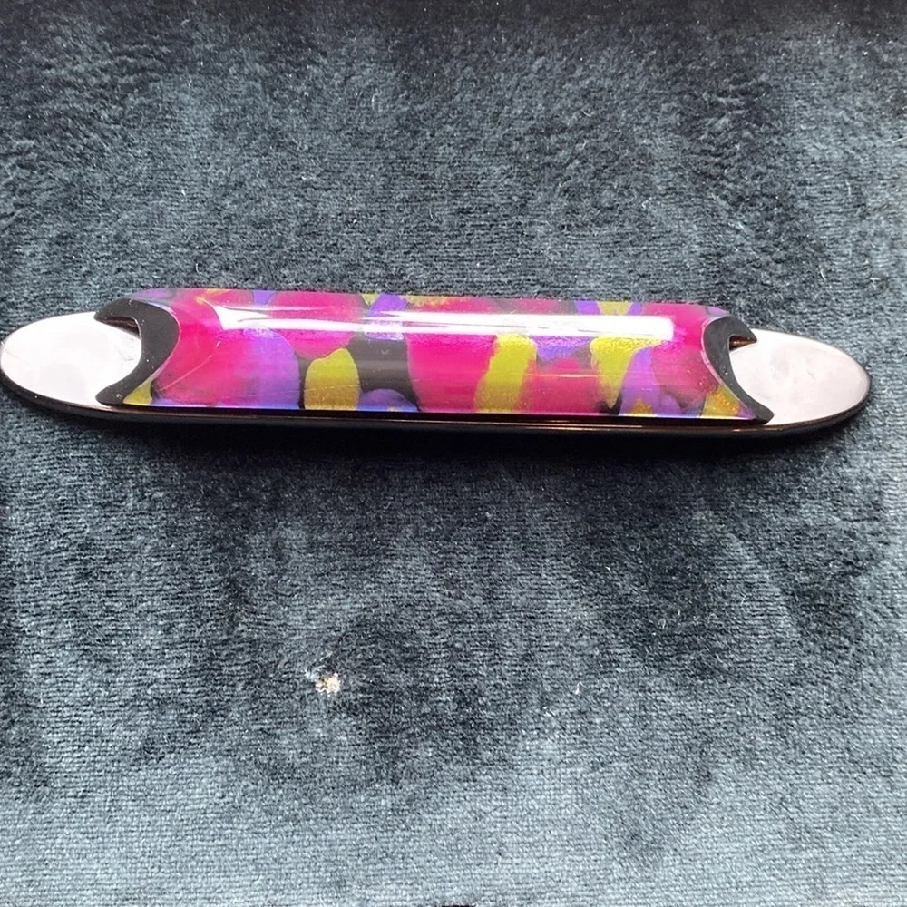 Anna & Frank Vigneri oversized Lucite pin